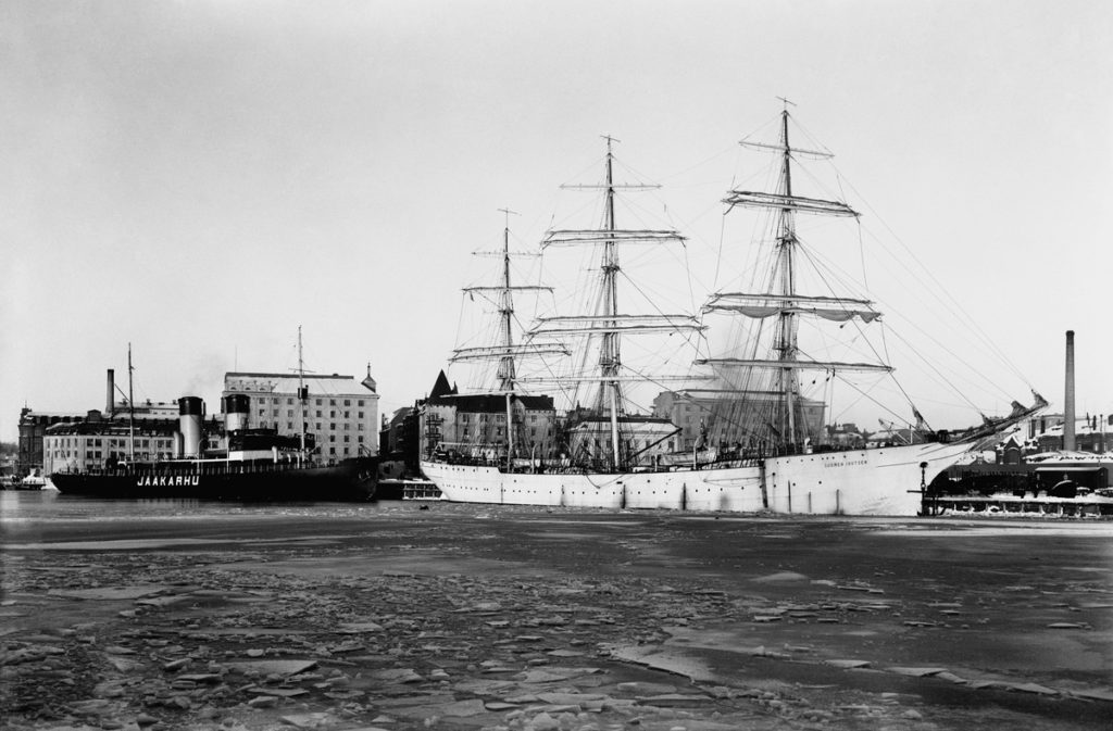 Finska skolfartyget Suomen Joutsen