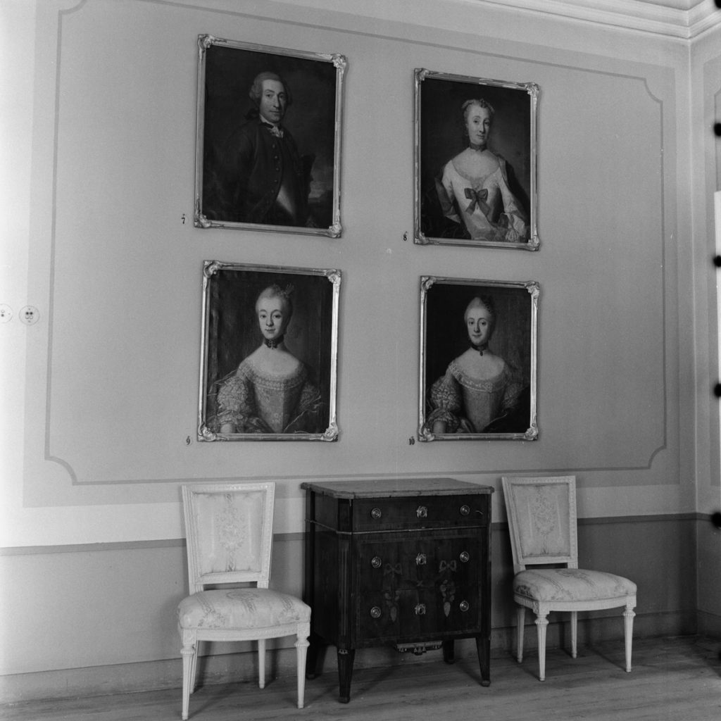 Porträtt på Ehrensvärdmuseet 1955